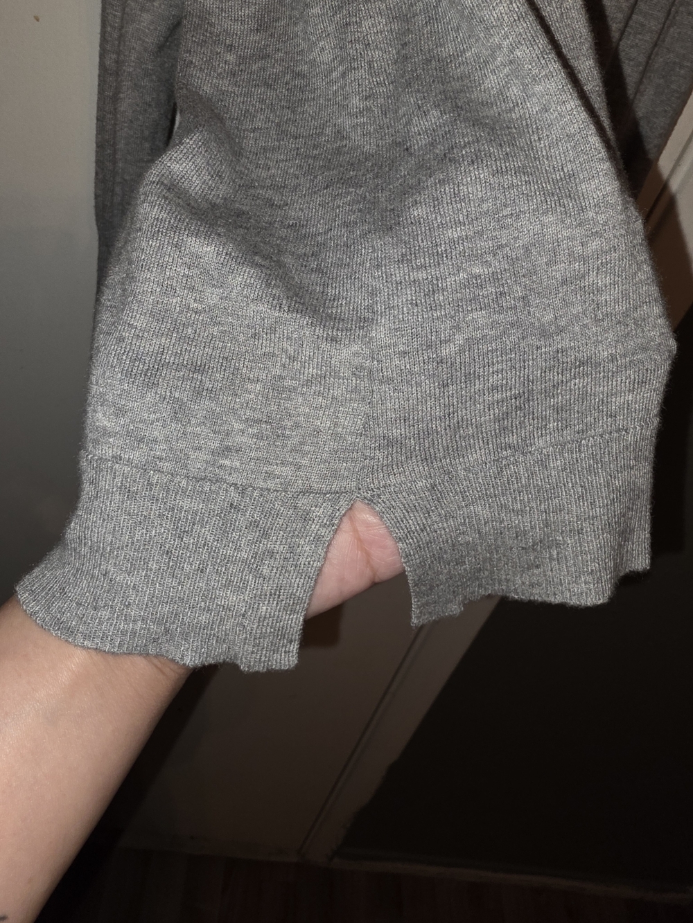 Women's Vince Camuto Light Gray Crewneck Sweater Size XS - Picture 6 of 6